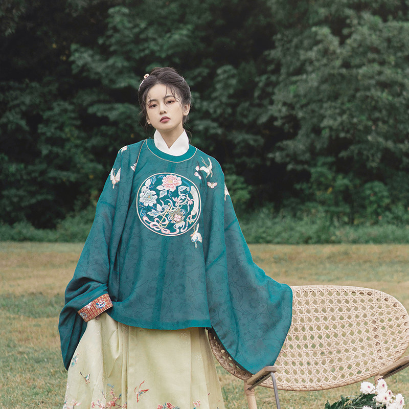 瞳莞汉服女正品原创明制圆领大襟大袖短袄秋冬现货四季平安