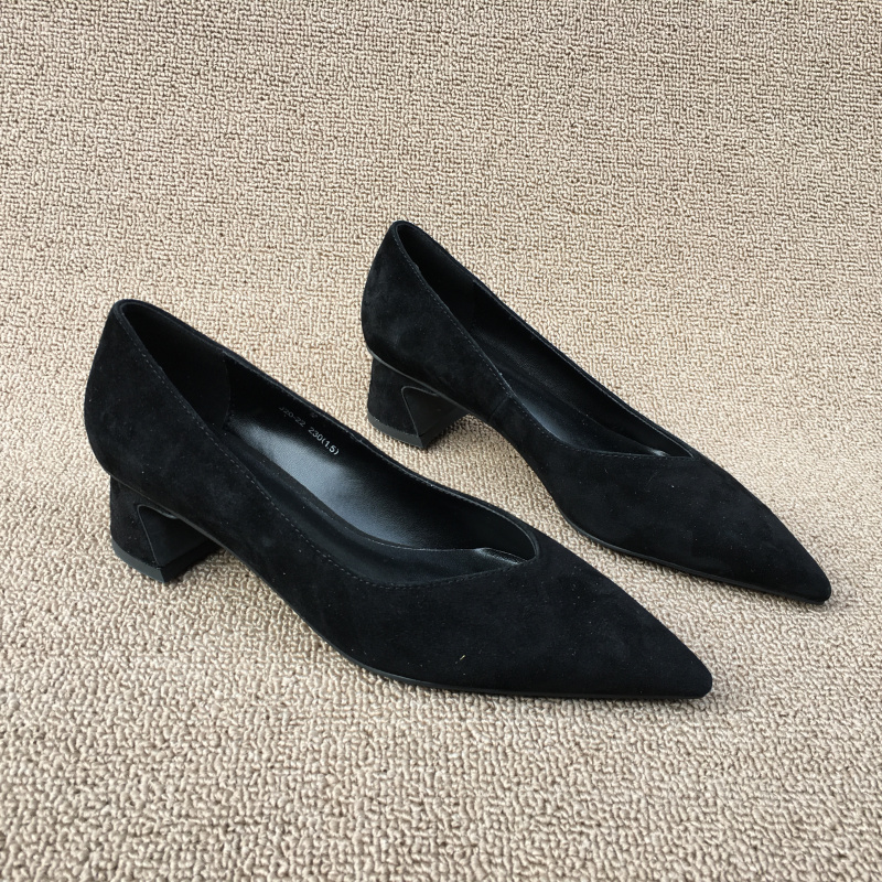 2020春新款断码处理真皮女鞋尖头浅口通勤百搭OL中粗跟气质女单鞋