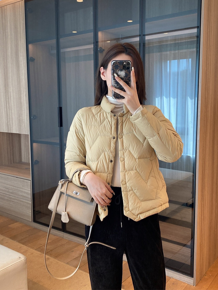 amr秋冬羽绒服显瘦女外套立领保暖轻便鸭绒uu羽绒服