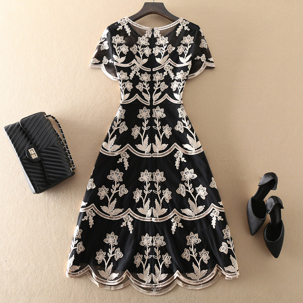 欧美高端大牌气质大码女装裙子春夏新款收腰连衣裙