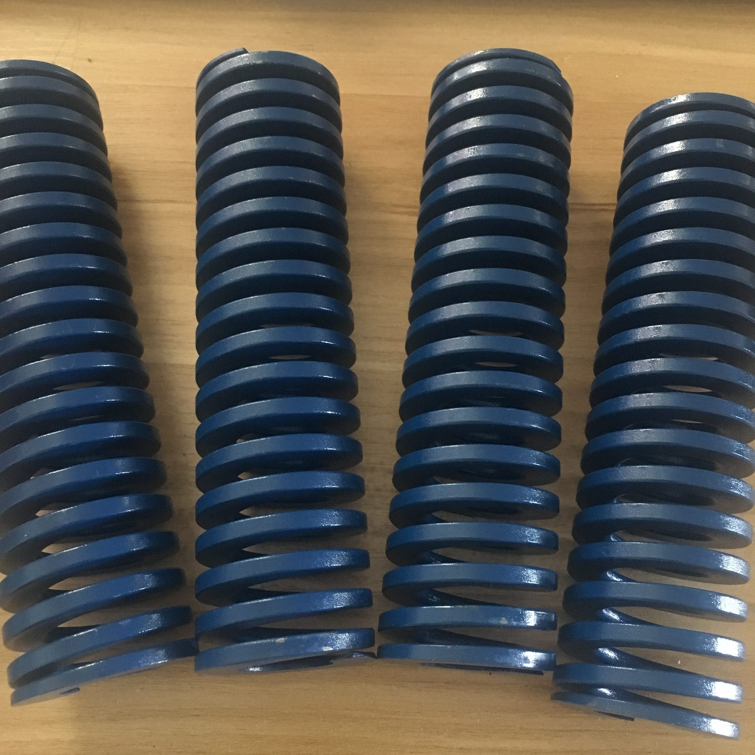 弹簧精品模具日标蓝色tl40150l矩形扁钢钢丝弹簧