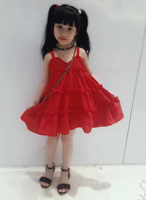 摩登莎莎童装小红裙女童夏装度假吊带裙蛋糕裙幼儿园女宝雪纺裙子