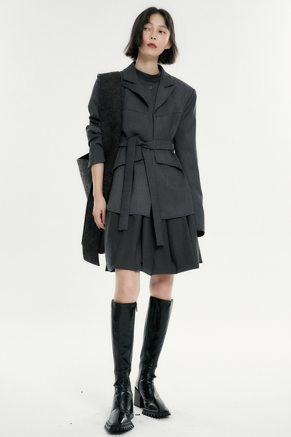 fussed21awmetallicgreysuit不沉闷的通勤两件式西装外套女