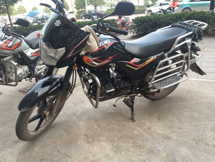 轻骑铃木摩托车配件悍骏gr150导流头罩大灯外罩摩托车导流罩