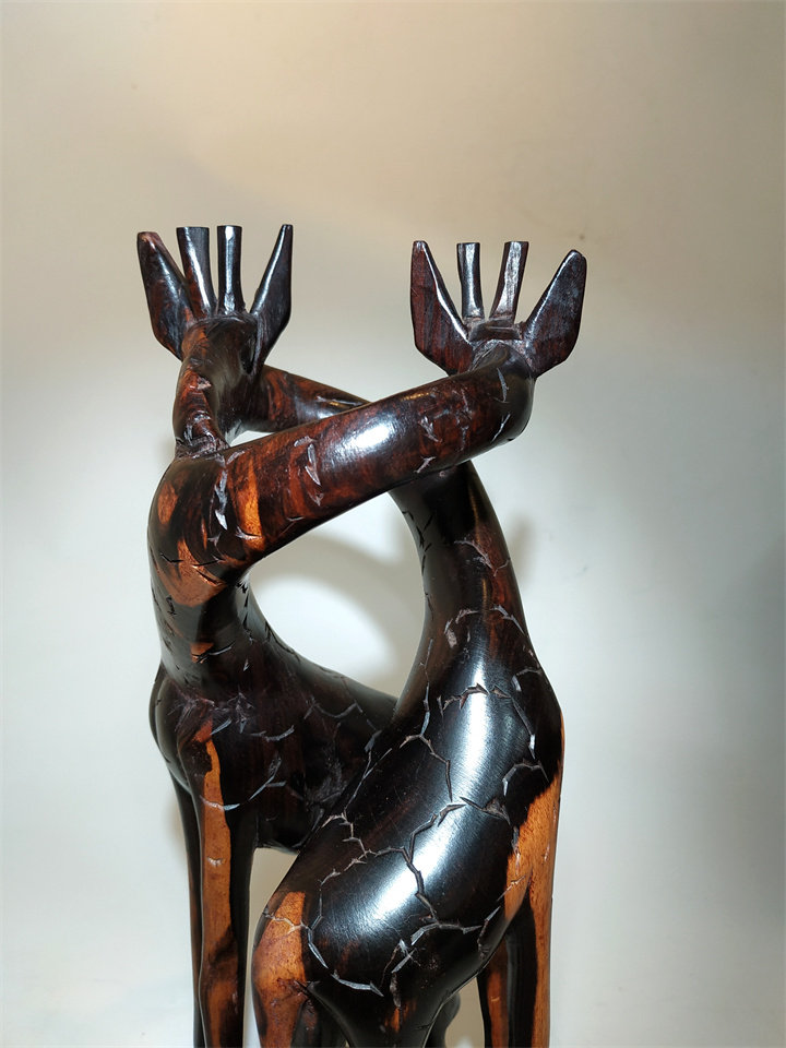 新款超值动物木雕长颈鹿非洲黑木原装进口家居会所木雕