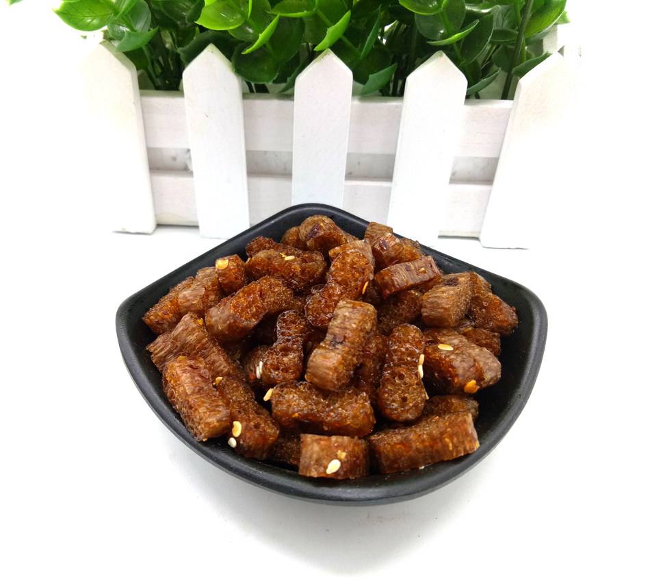 拍30袋包邮 君仔素辣骨头辣条 素食面筋8090后童年怀旧麻辣零食品