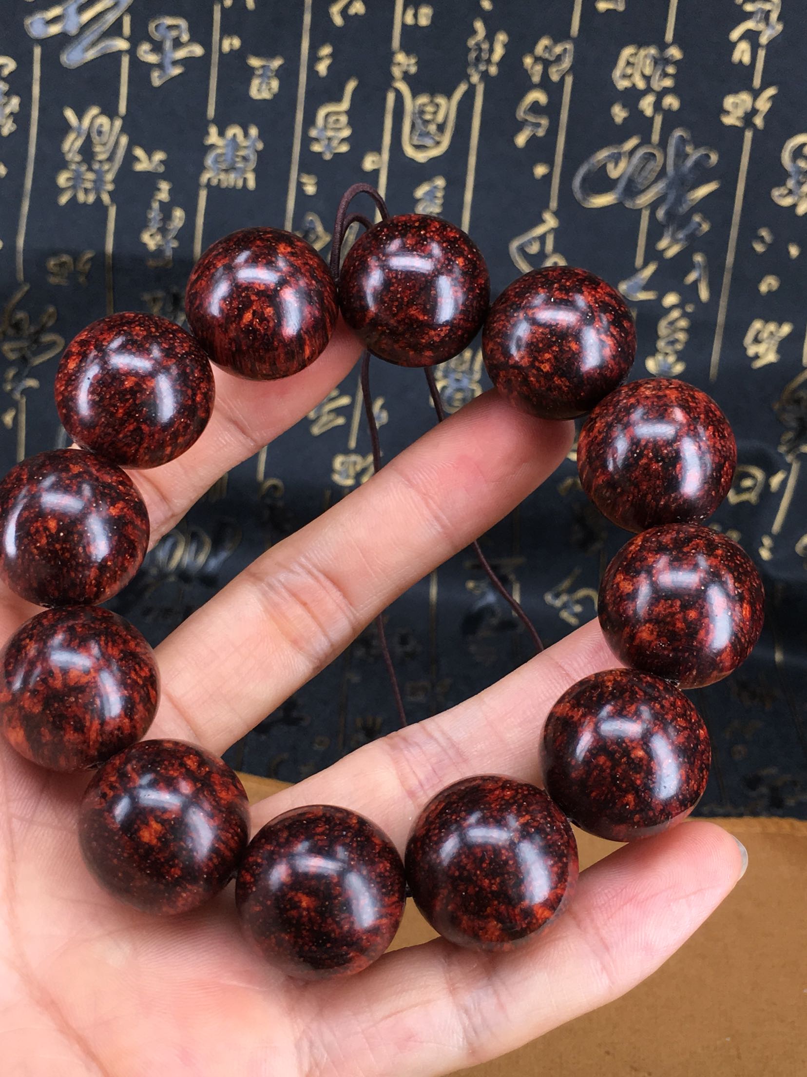 海南黄花梨拆房老料紫油梨满芝麻2.0手厂家直销小众木作