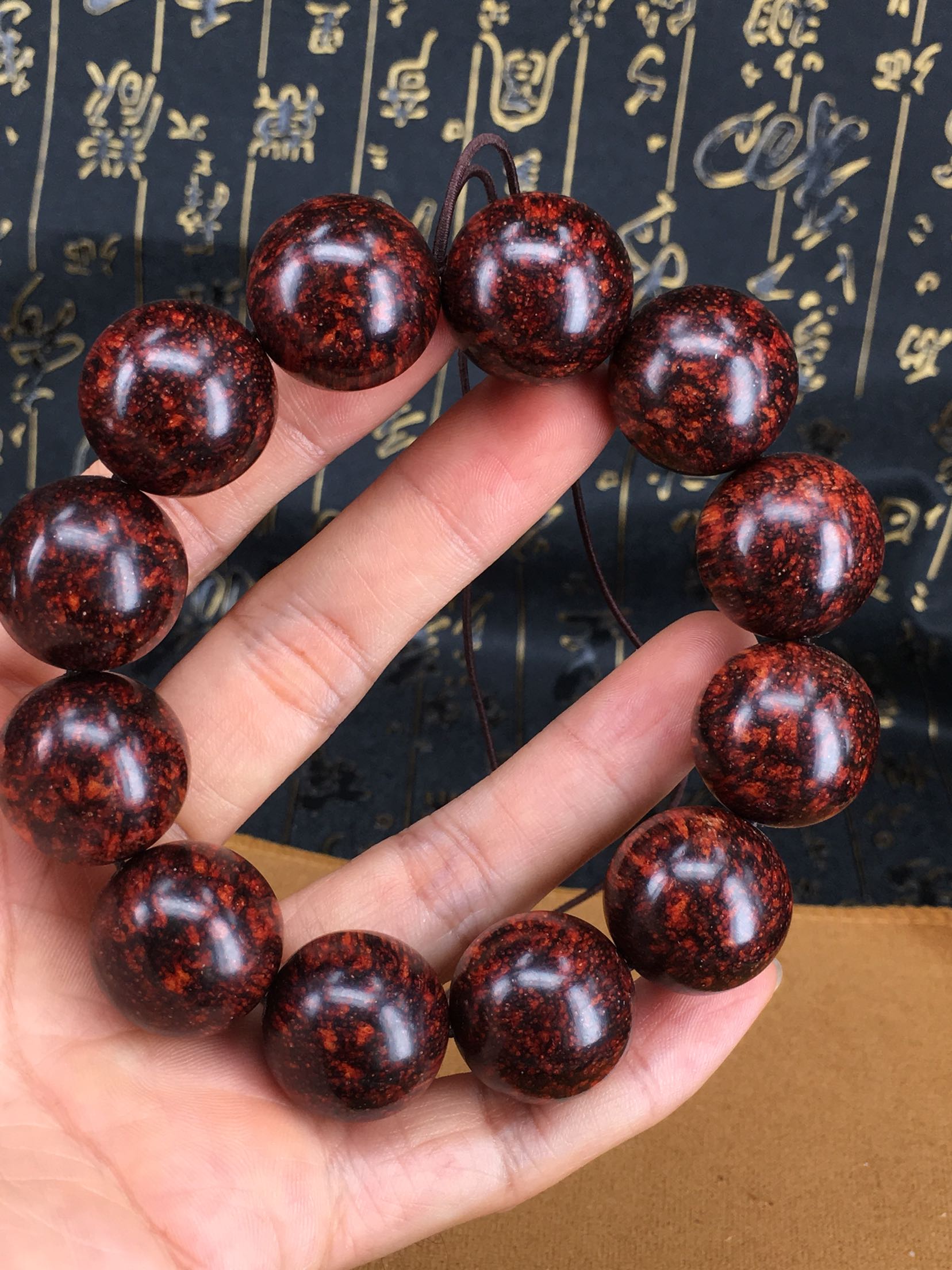 海南黄花梨拆房老料紫油梨满芝麻20手厂家直销手串