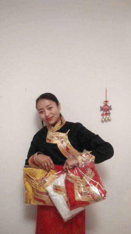 安多姑娘推荐藏族服装经典印花男女女式做工民族服装