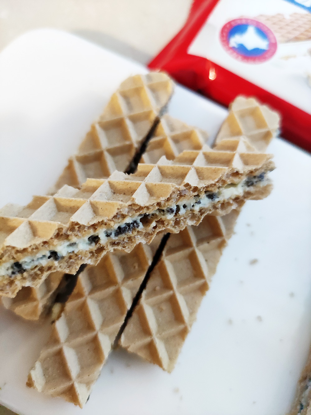 北海道夹心威化饼干牛乳味泓一小零食食品曲奇威化饼干