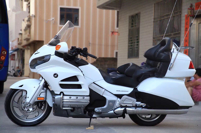 进口本田金翼gl-1800长途巡航旅行踏板摩托车排量摩托车整车