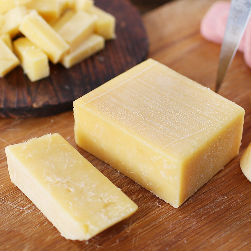 荷兰进口红车达芝士块约23kg切达奶酪块橙车打干酪cheddarcheese