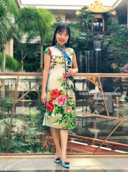 原创创新中式夏姿真丝欧根纱纯手工苏绣湘绣旗袍