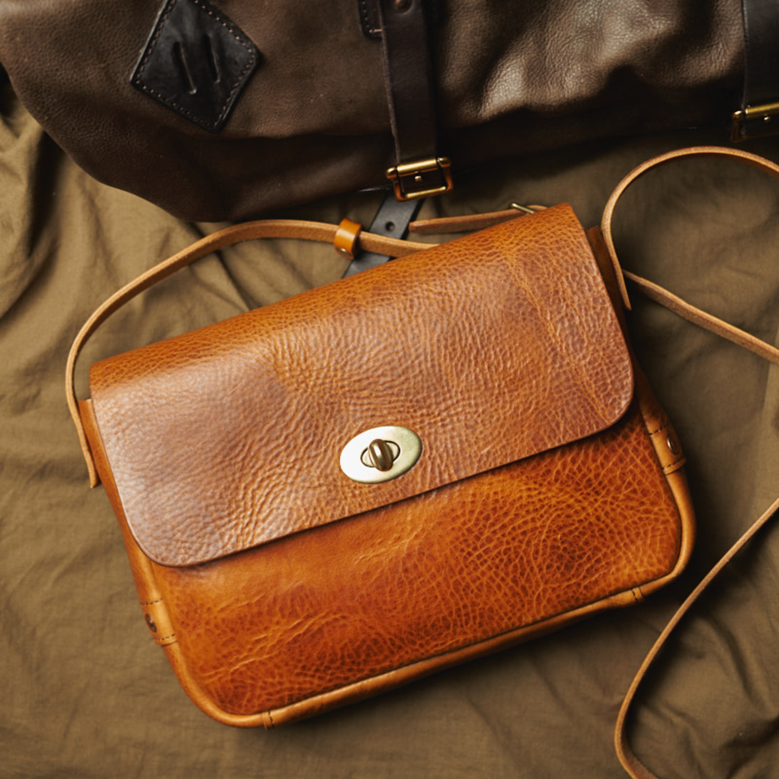 复古意大利植鞣邮差包单肩单肩手工皮具牛皮包包男女男士包袋