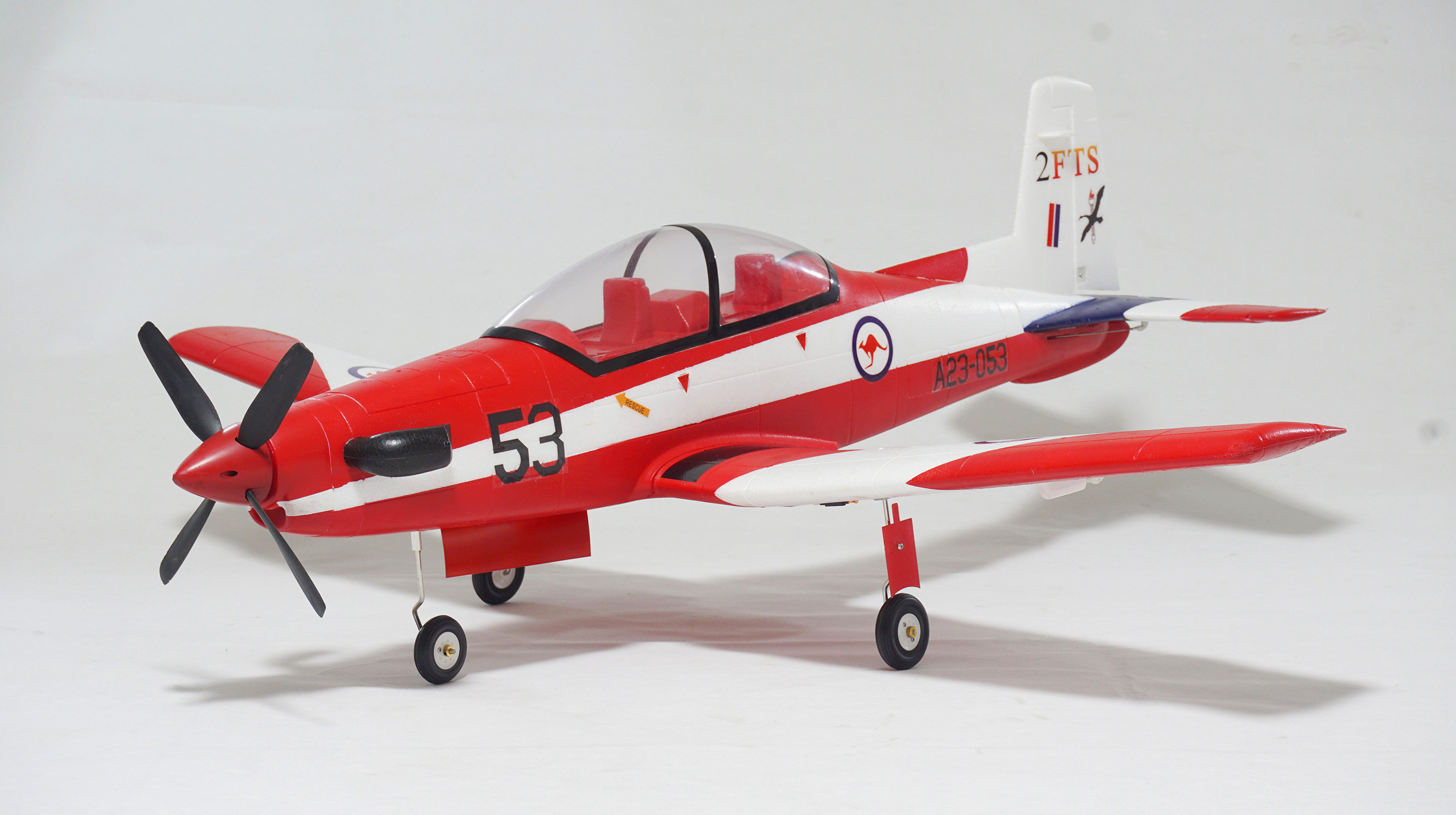 大型展示仿真航模新款皮拉图斯pc9固定练习飞机航模