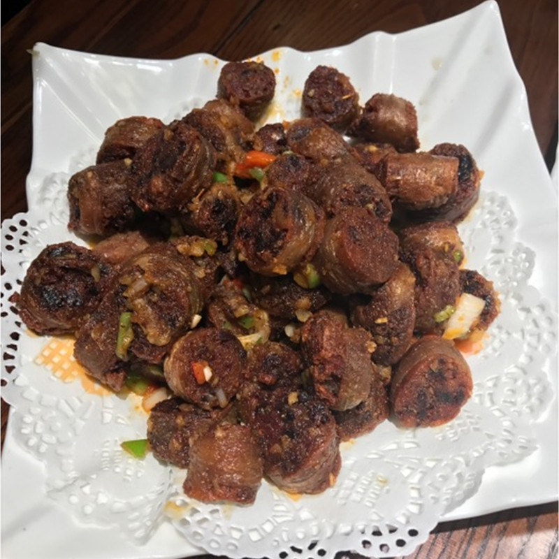 青海小吃特产新鲜现做羊血肠羊筏子羊肠肠子肠衣