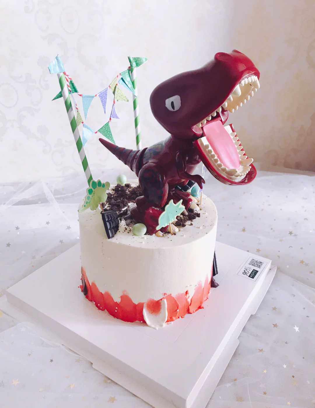 装饰摆件霸王龙暴龙龙大恐龙恐龙蛋蛋糕卡通网红圣诞礼品