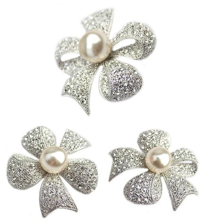 韩版珍珠花朵精美胸针女水晶镶钻合金胸花丝巾扣领针西装别针配饰