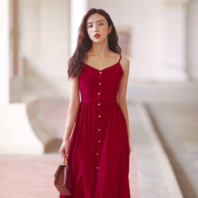 夏季新款复古红色吊带连衣裙海边度假性感沙滩连衣裙