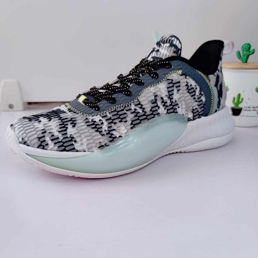 篮球安踏球鞋2021夏款汤普森kt低帮轻骑兵6代篮球鞋