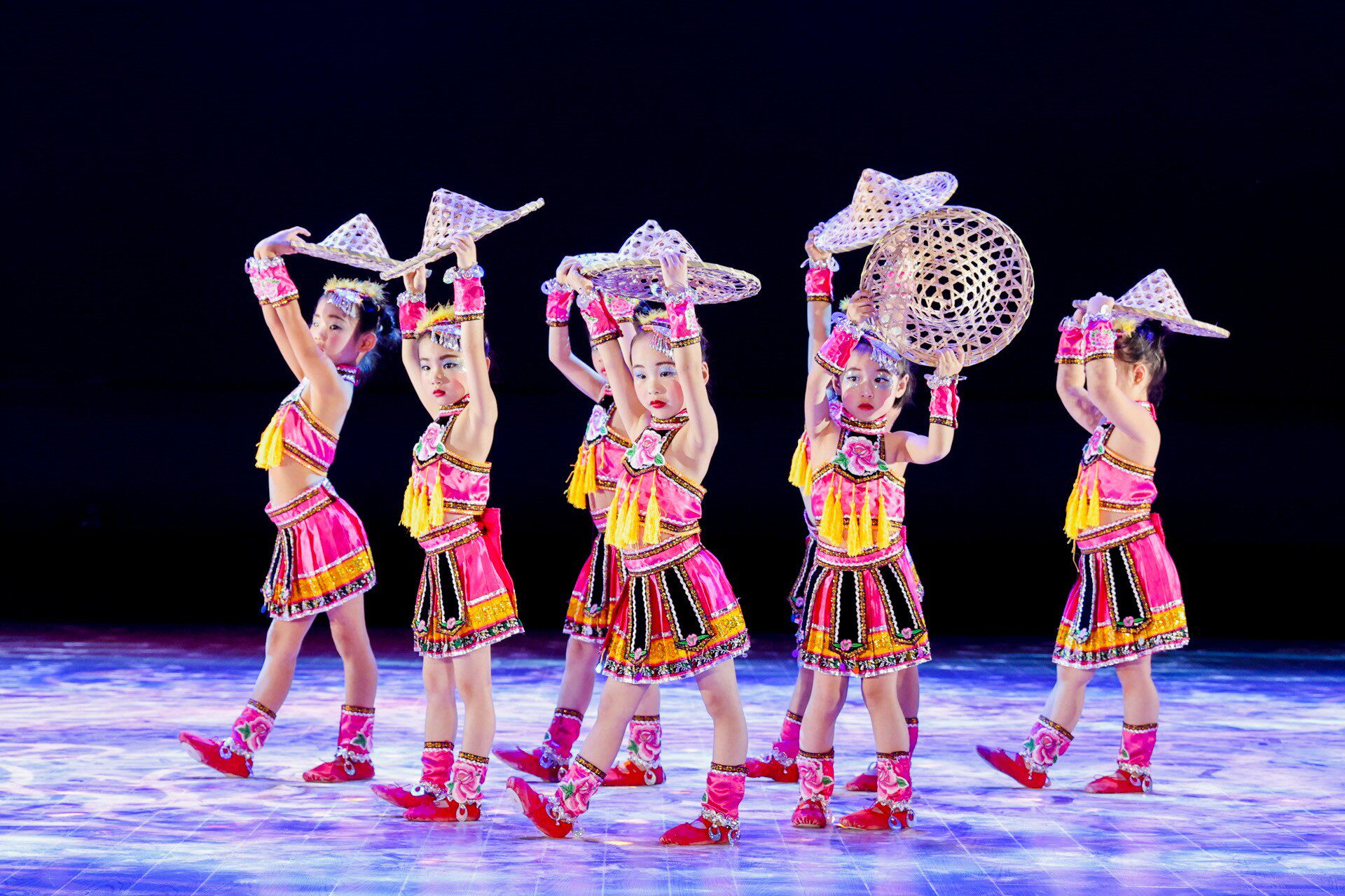 舞蹈帽子手工竹编儿童镂空斗笠竹制品舞台演出竹编