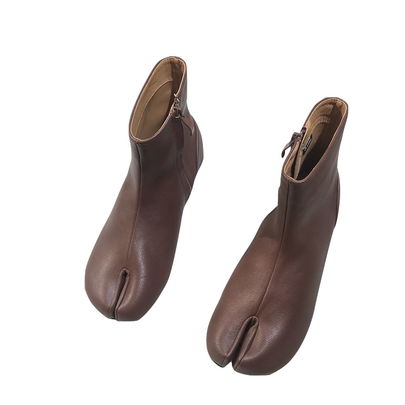 2019秋季新款低跟英伦马蹄分趾猪脚网红单鞋短靴粗跟中跟拉链靴子