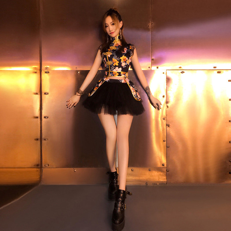 舞依芭酒吧ds演出服新款女夜店领舞服团体商演啦啦队拉拉队表演服