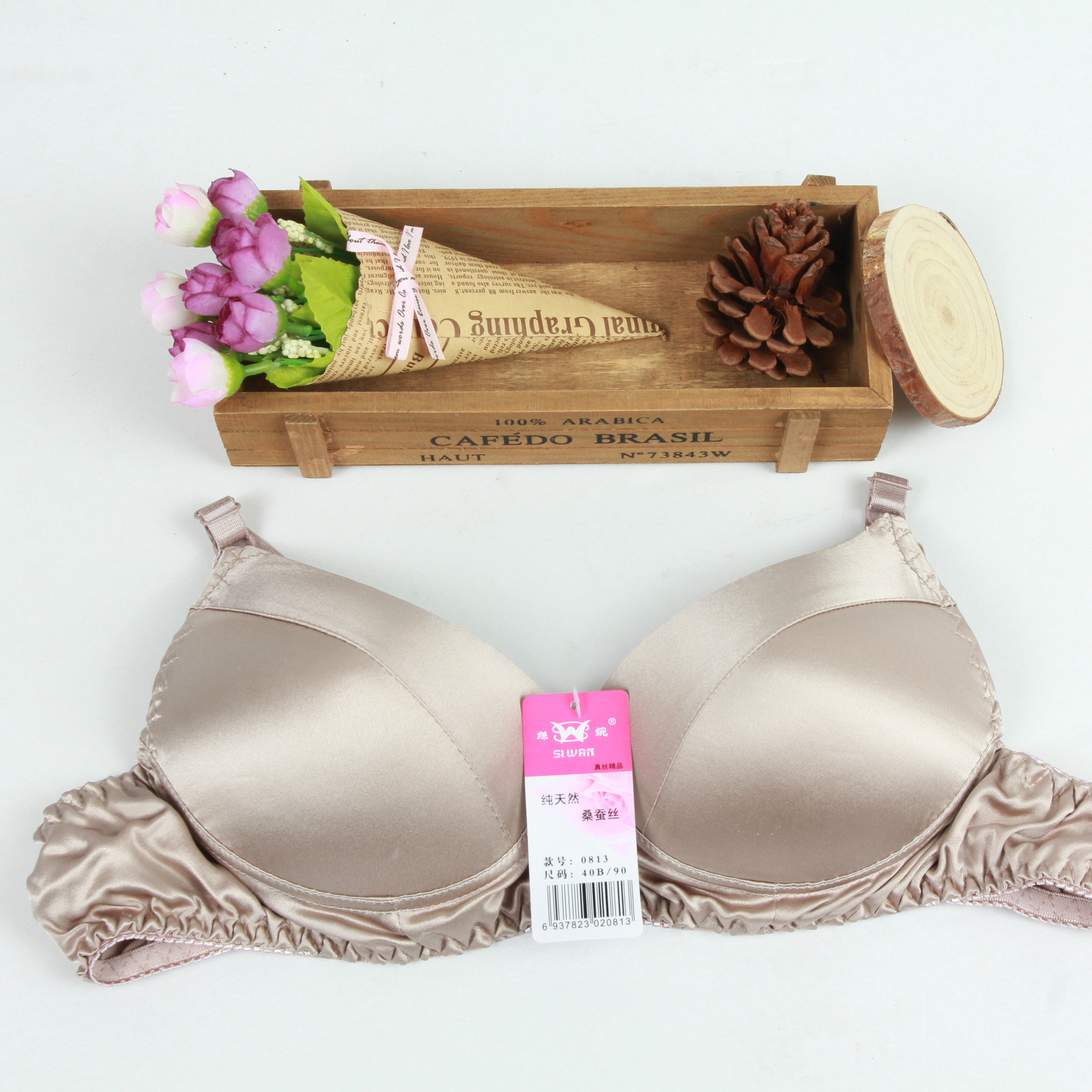 包邮桑蚕丝文胸 大码薄膜b杯42码纯色真丝内衣无钢圈简约运动胸罩