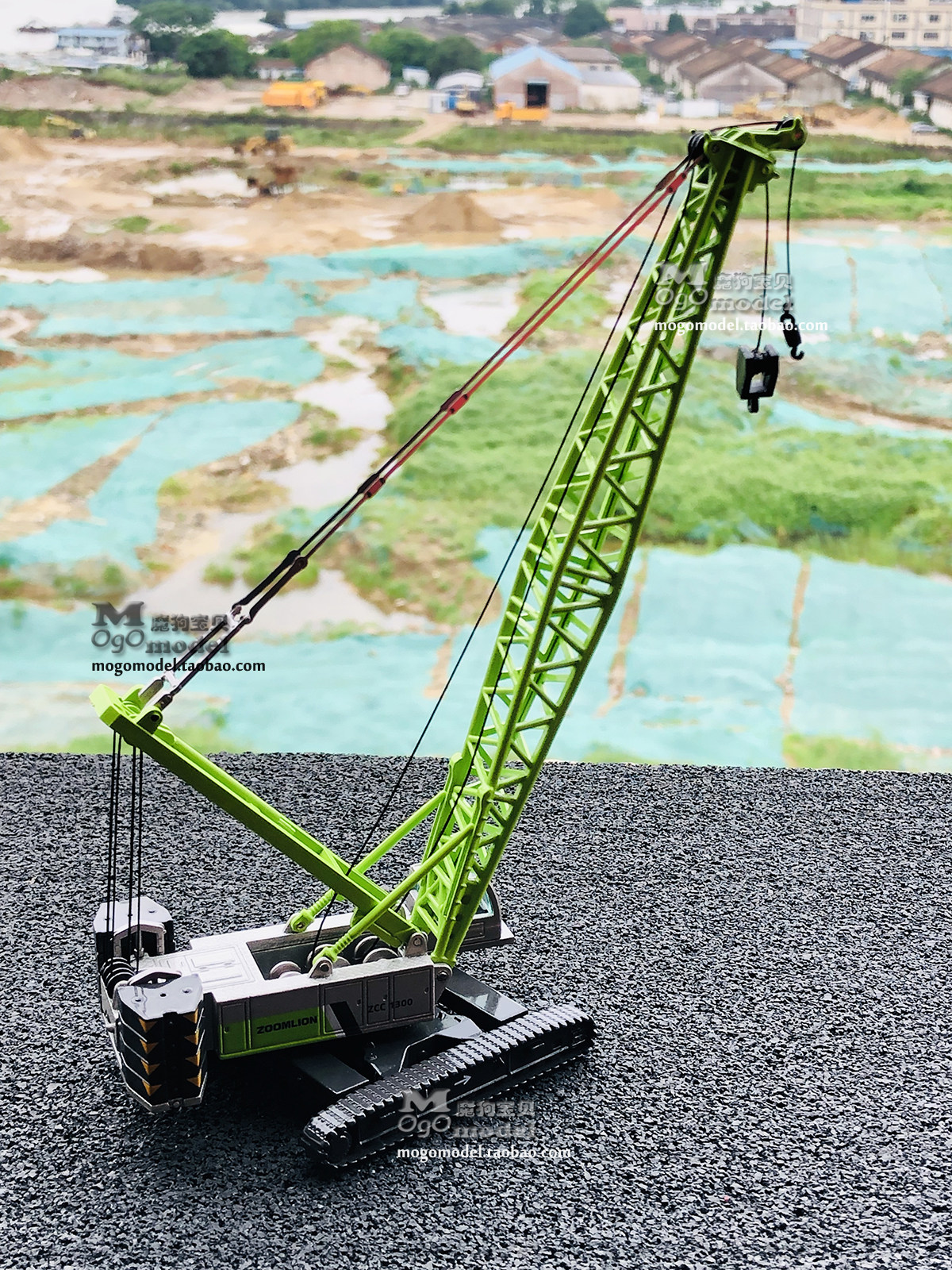 中联重科zoomlion1履带起重机zcc1300吊车合金工程车模型车模