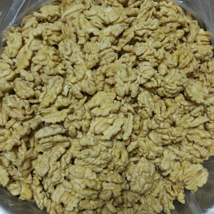 核桃仁新鲜脱皮去衣去皮核桃仁生山西500克包邮核桃仁