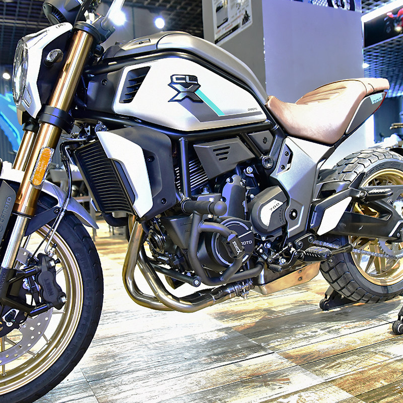 cfmoto原厂春风700clx护杠防摔摩托车保险杠竞技水箱摩托车保险杠