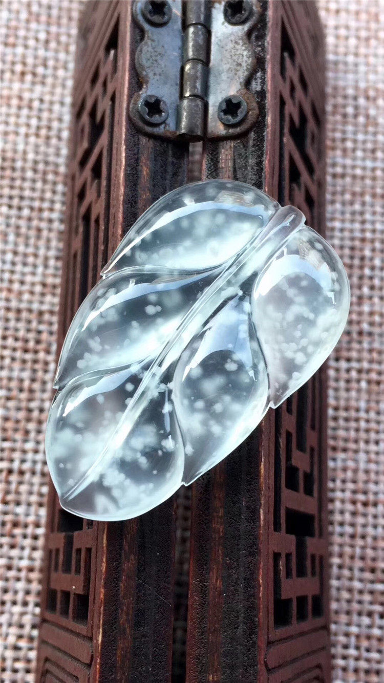 翡翠简安老坑货高冰木金枝玉叶翠玉项坠冰透起荧光颈饰