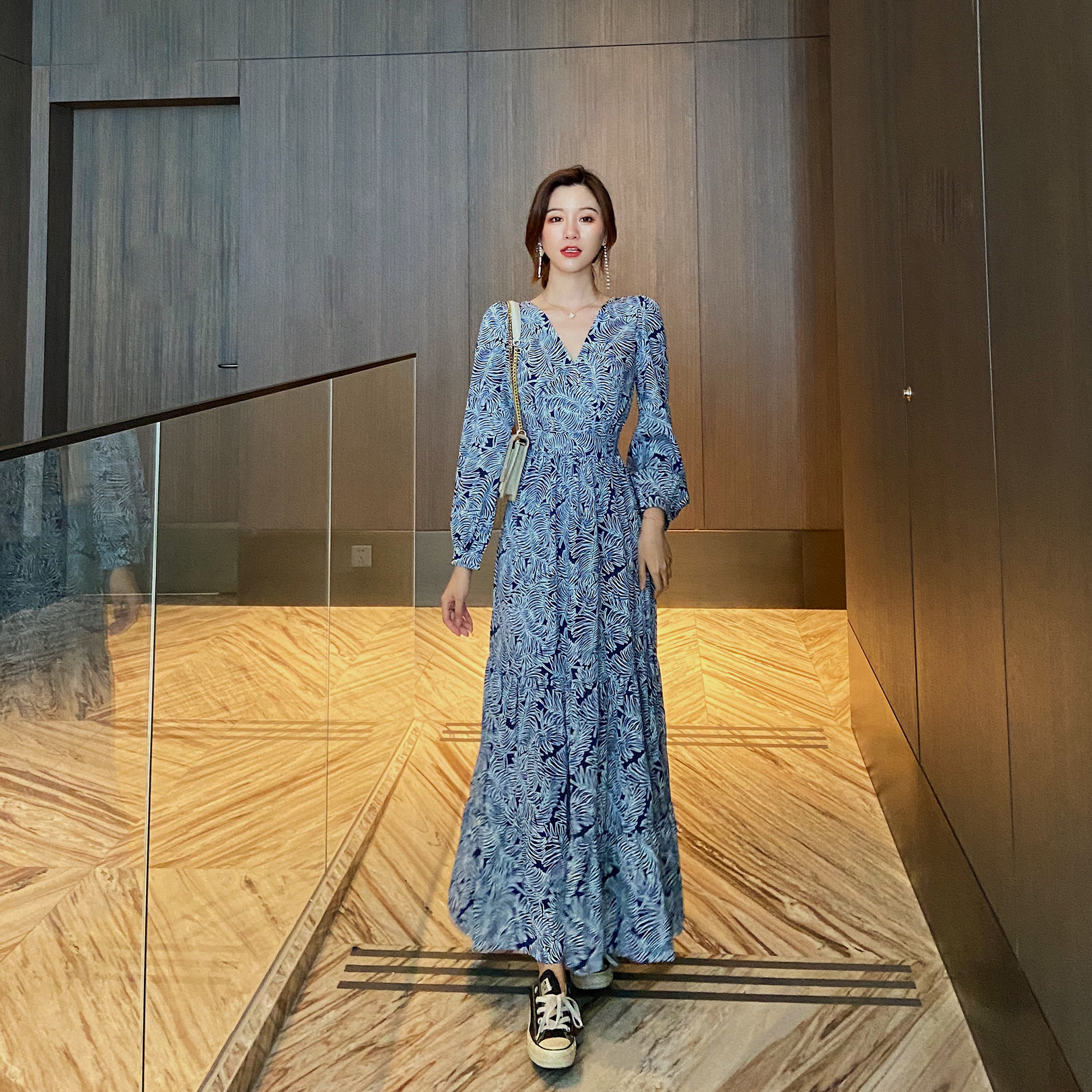 雪纺连衣裙2021春季新款收腰气质名媛印花长袖流行连衣裙
