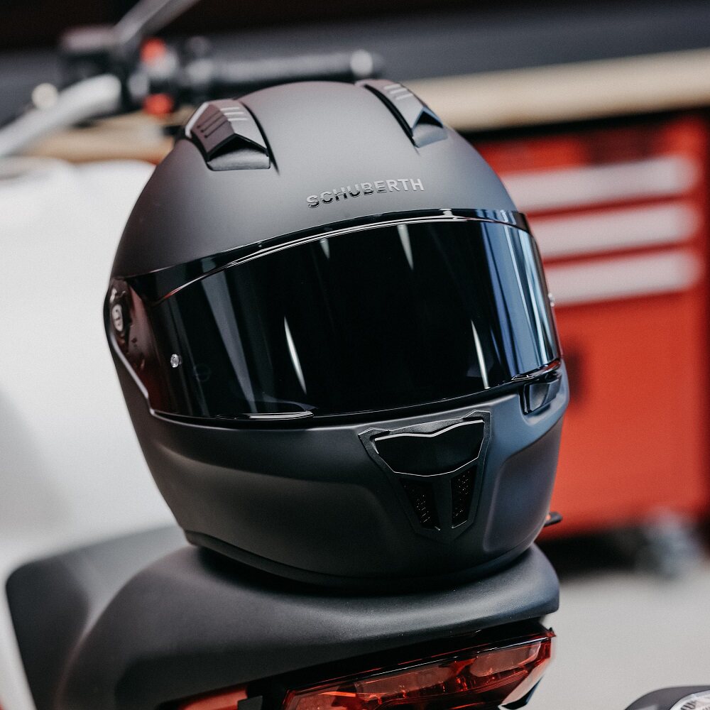 德国舒伯特头盔schuberthsr2摩托车机车赛车四季男女摩托车头盔