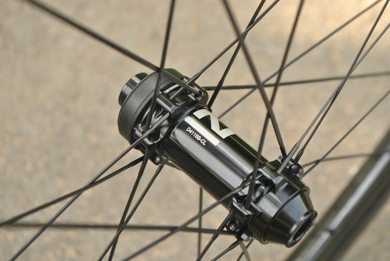 轱辘gravel公路瓜车700c碳刀25mm内宽久裕花鼓自行车轮组