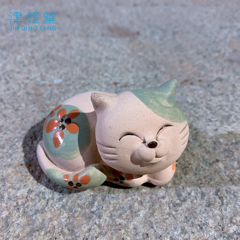 津軽堂台湾智慧招财陶土吉祥猫摆件小巧动物茶玩摆件