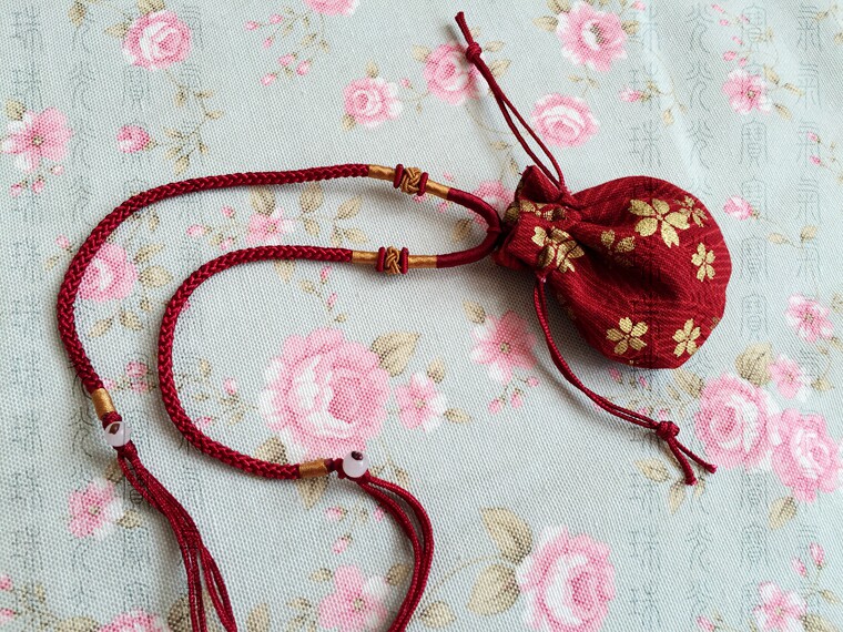 烫金樱花袖珍挂脖锦囊端午香包香囊护身平安香包