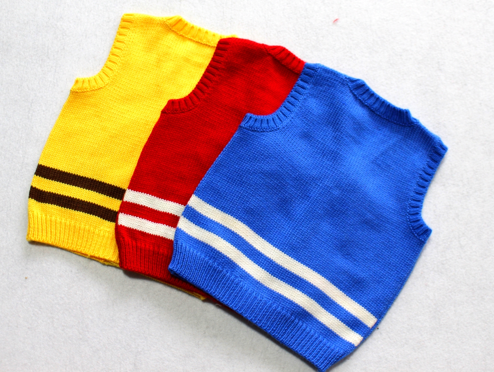 手工编织23岁婴幼儿羊毛毛线背心手织春秋宝宝毛衣