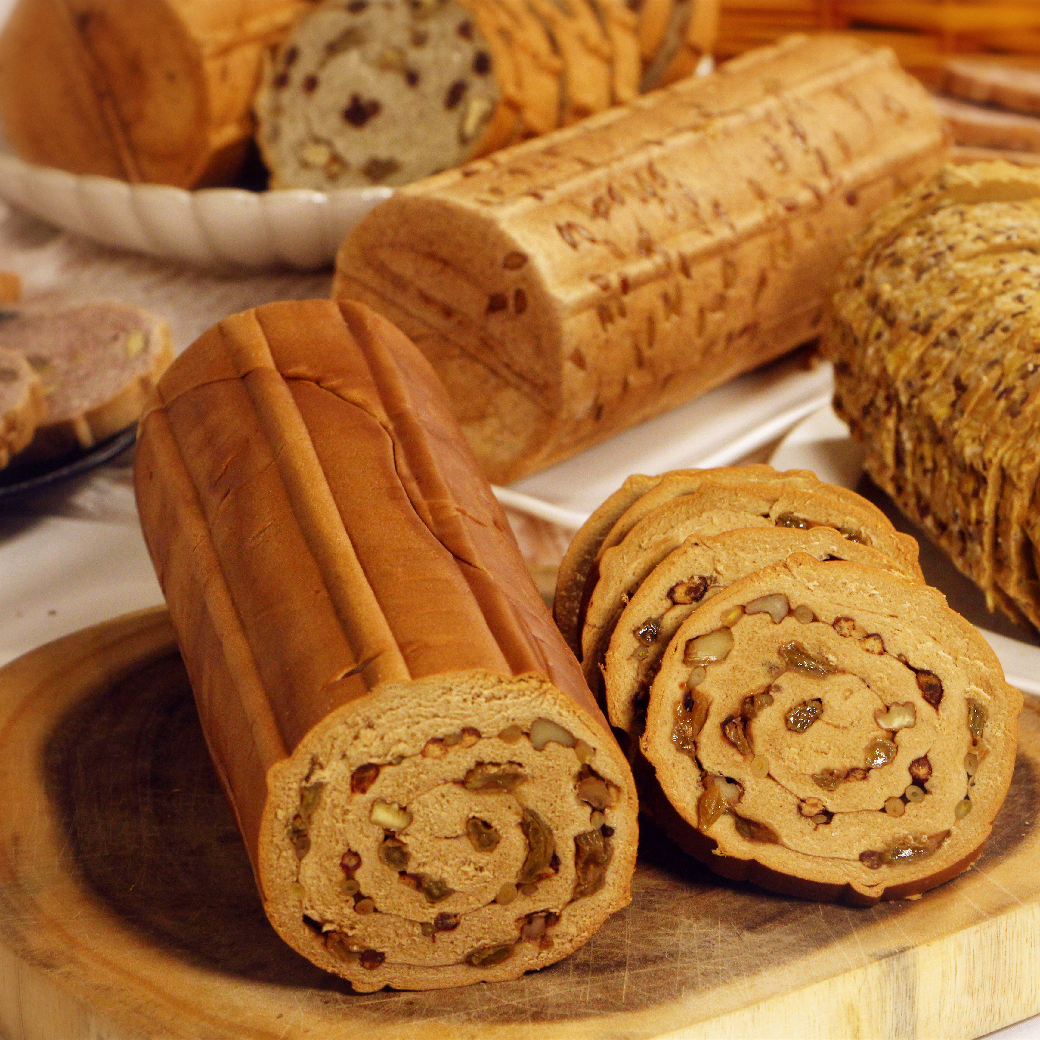 健康早餐俄罗斯大列营养手工全麦面包核桃坚果传统西式糕点