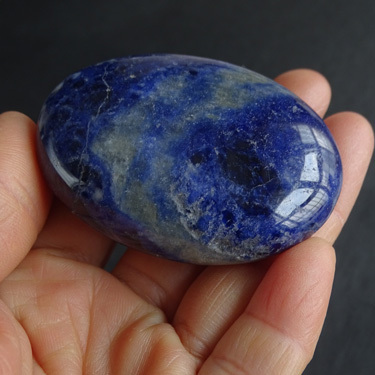 水玉冰魄天然蓝矿杂石矿物原石手把蓝纹把玩实物摆件