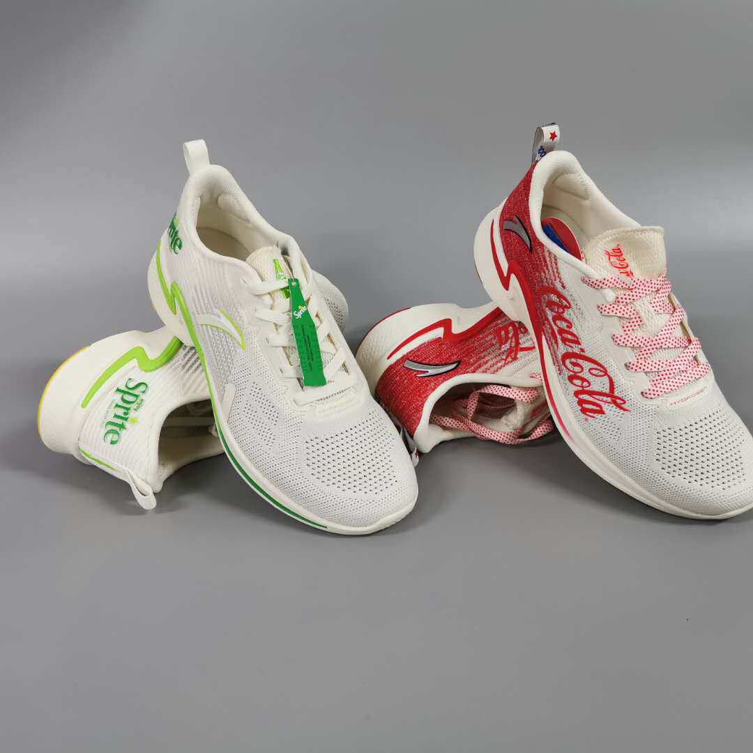 安踏超轻跑鞋情侣雪碧可乐正品新款夏新款2020跑步鞋