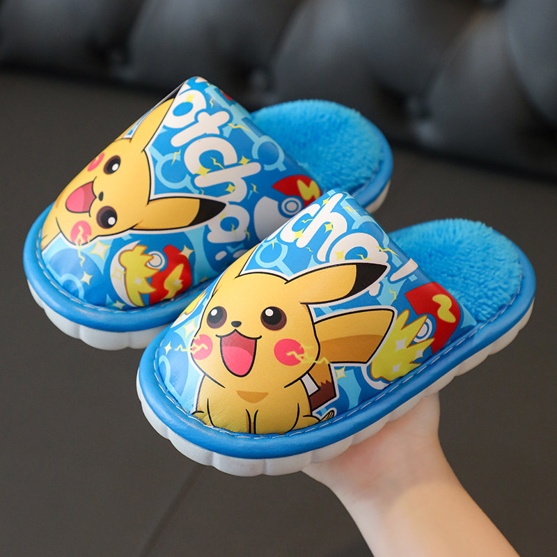 拖鞋儿童秋冬男童pu皮革防水防滑皮卡丘卡通室内家居拖鞋