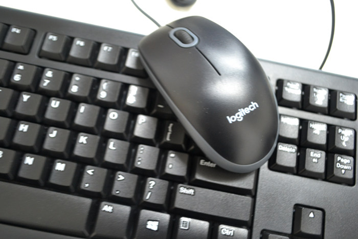 套装罗技mk120键鼠有线鼠标键盘电脑台式机usb键鼠套装