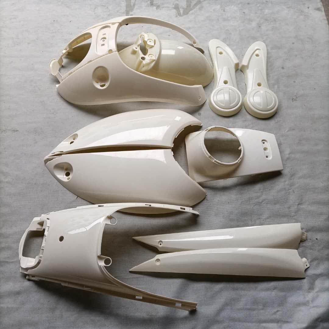 适用雅迪塑料件配件外壳国标爱玛新国标电动车代小更多电动车零