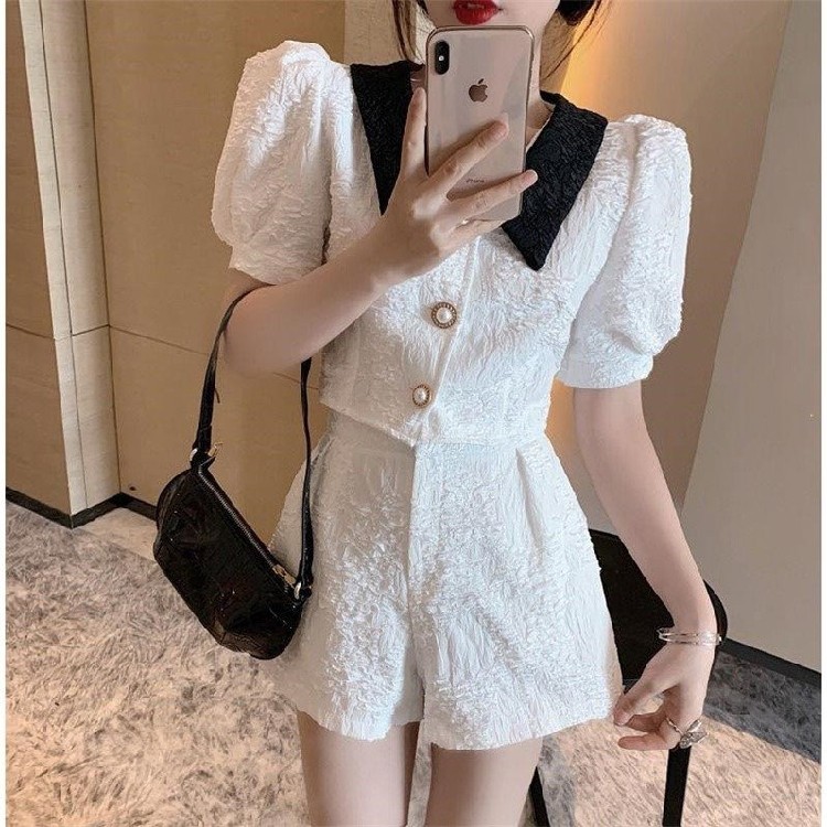 2021年夏装新款女轻熟风赫本风气质女神范衣服小香风短裤两件套装