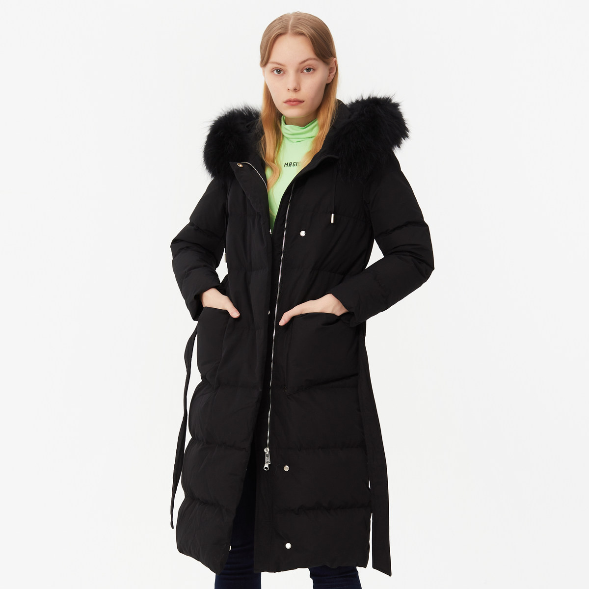 peoleo外套厚实羽绒服鸭绒白鸭绒飘蕾保暖黑色时尚羽绒服