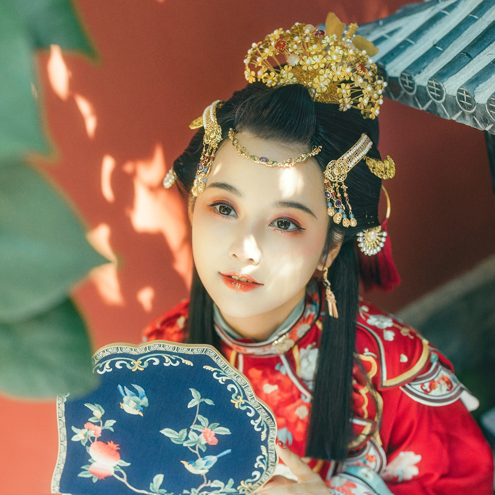 雨山汉服古风金色闹蛾儿扑花发冠唐宋明复原发饰