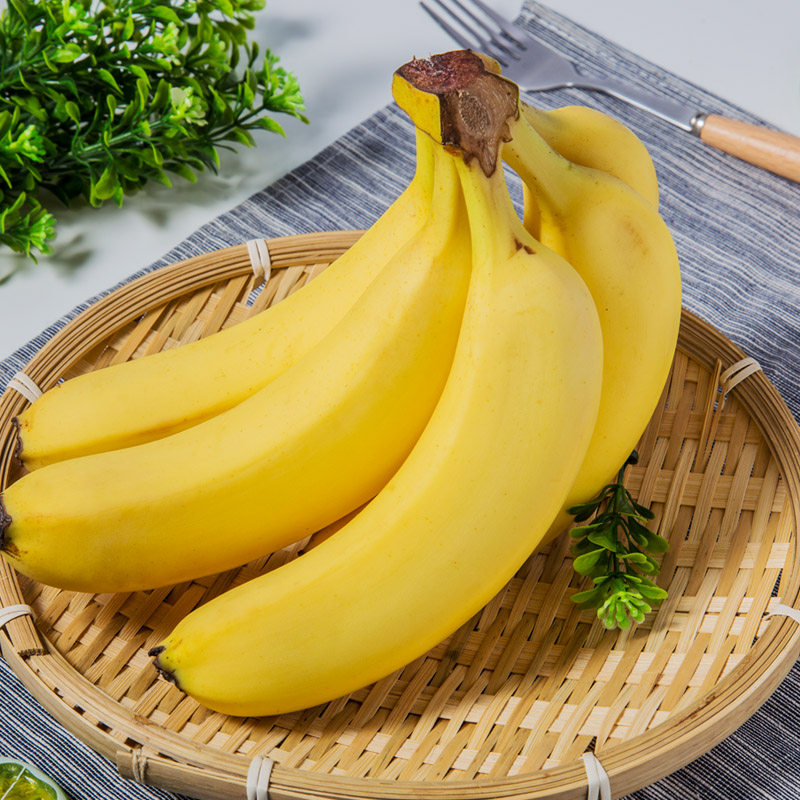 广东南沙万顷沙现水果新鲜香蕉自然熟非芭蕉香蕉