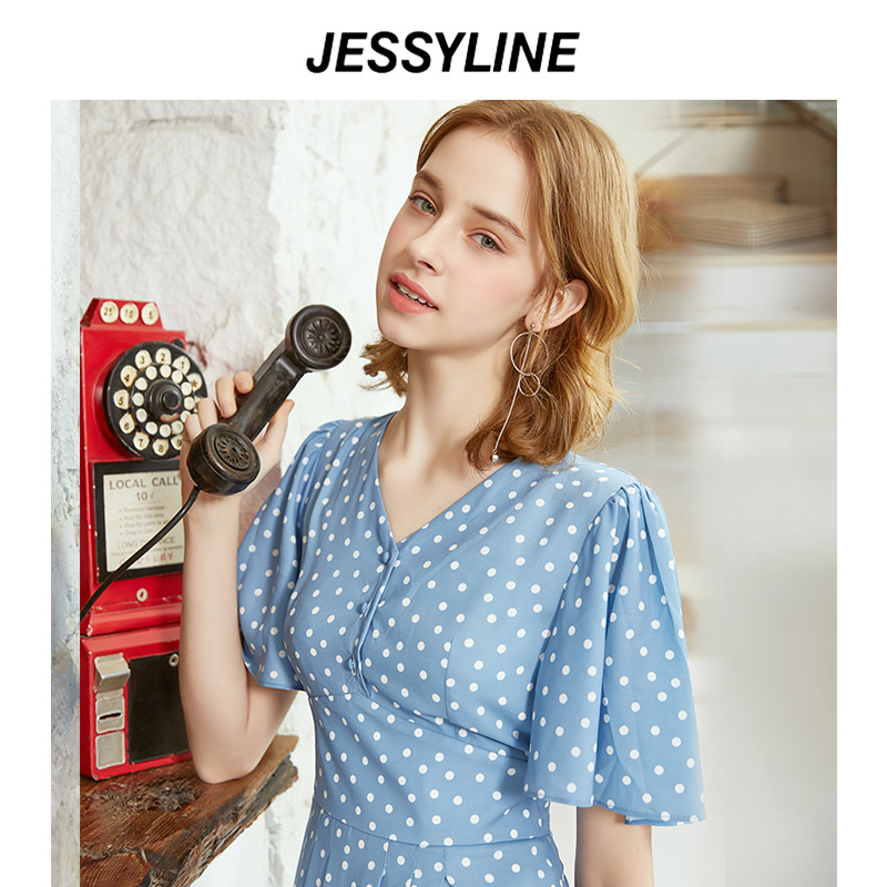 杰西莱新款蓝色波点雪纺v领连衣裙收腰a字裙夏季裙 jessyline - 图1