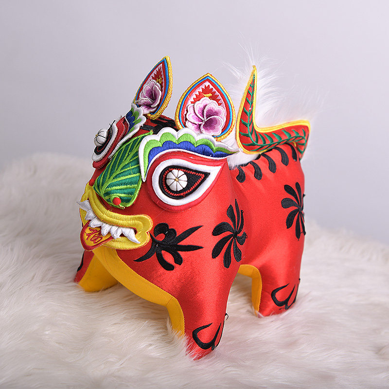 刺绣摆件礼物周岁礼周岁百天黎侯虎满月儿童婴儿布老虎